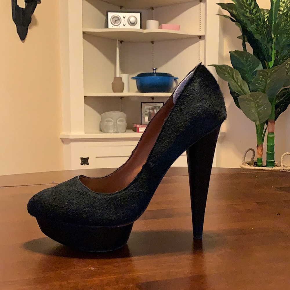 Elizabeth & James shoes